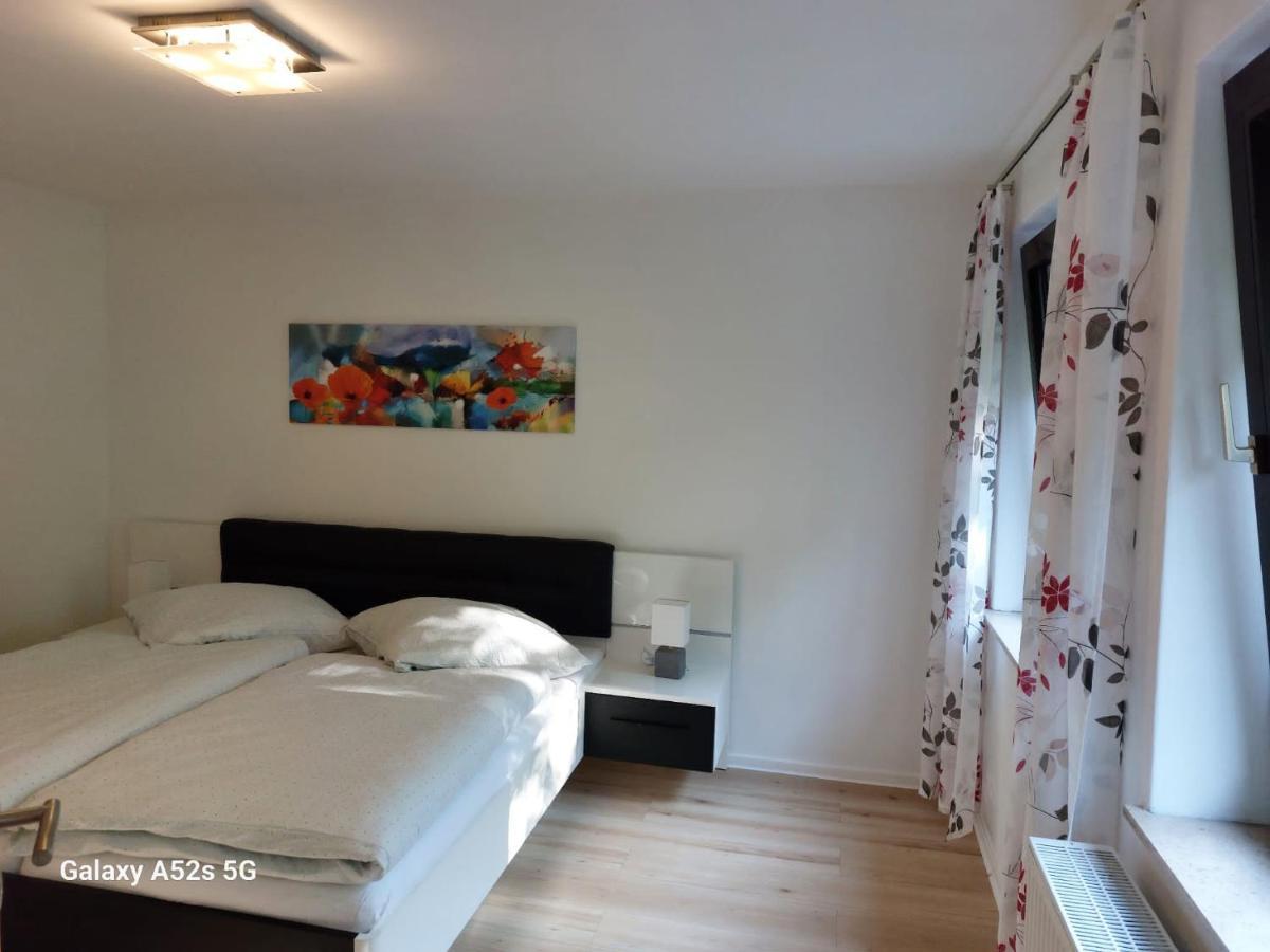 Lenne-Blick Ferienwohnung Finnentrop Exterior foto